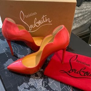 Christian Louboutin Hot Chic 100 Patient Fluo Metal